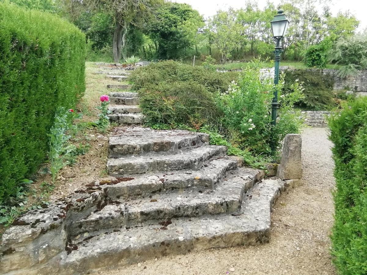 Gite Ancien Lavoir Viserny Exterior foto
